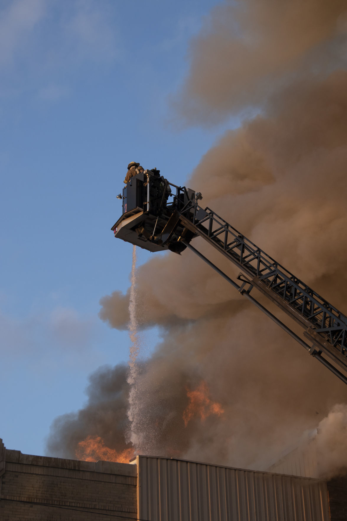 Shores Building Fire 3 (03/21/19)